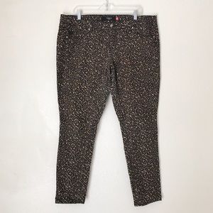Torrid Leopard Print Skinny Jeans Size 16